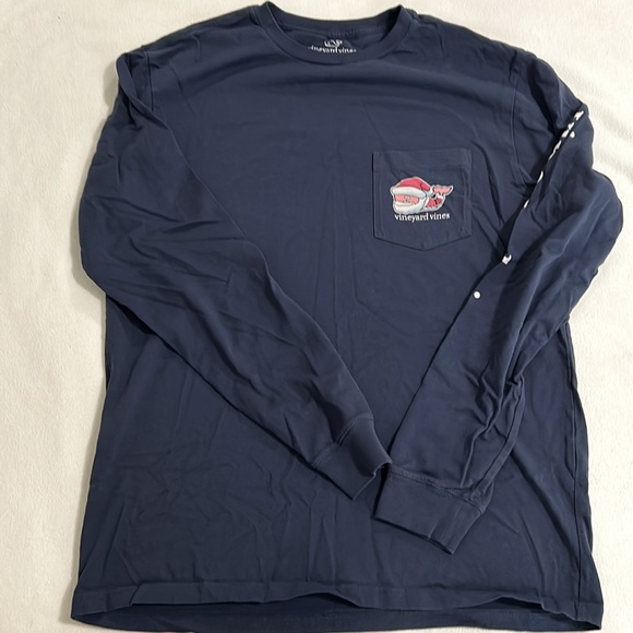 Vineyards Vines Santa tee - Picture 2 of 2